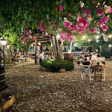 Agriturismo Masseria Pozzo Сперлонга Экстерьер фото